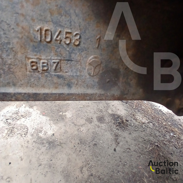 New Holland LB 110 B