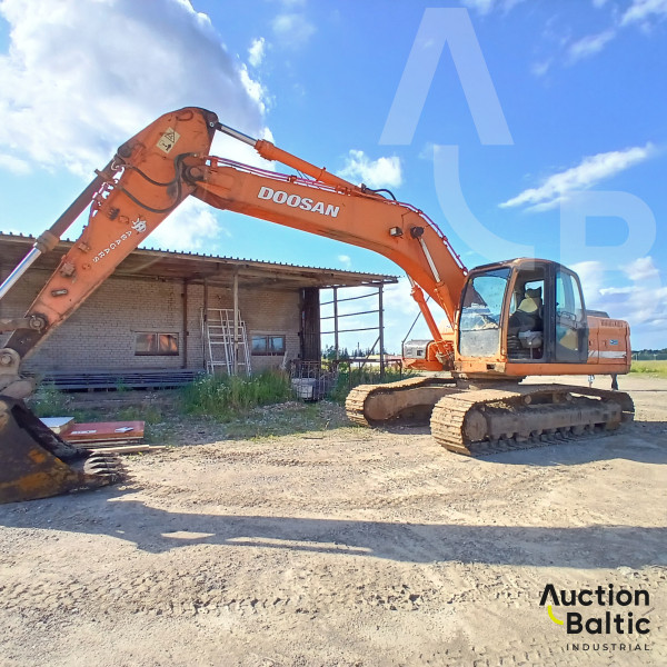 Doosan DX 225 LC
