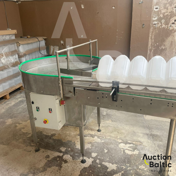 Linear bottling line (Linijinė išpilstymo linija)