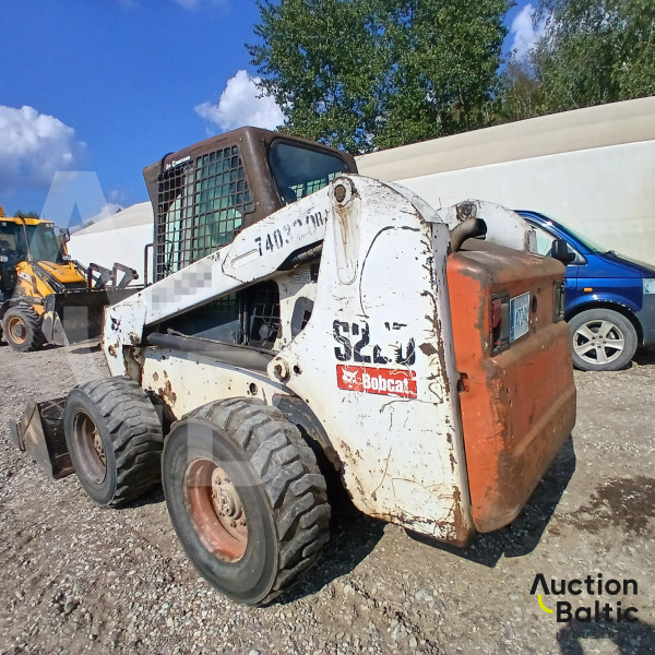 Bobcat S 220