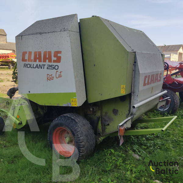 CLAAS Rollant 250 RC