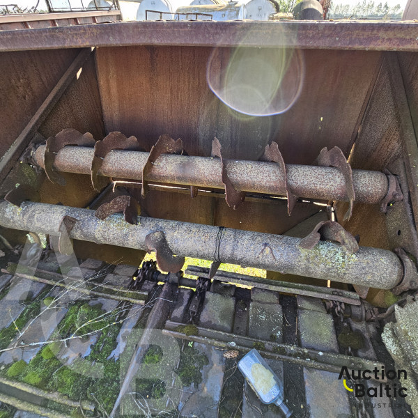 Manure spreader (Mėšlo kratytuvas)