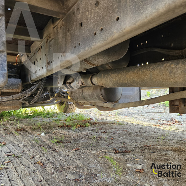 Mercedes-Benz 1831 L + Palfinger PK 9001 B + electric winch