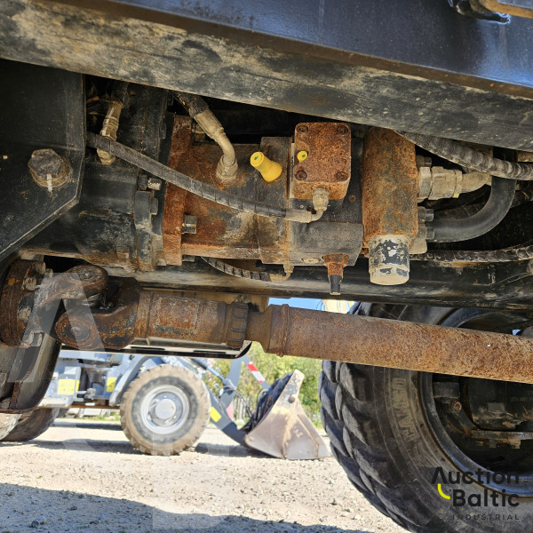 Hyundai Robex 140 W-9
