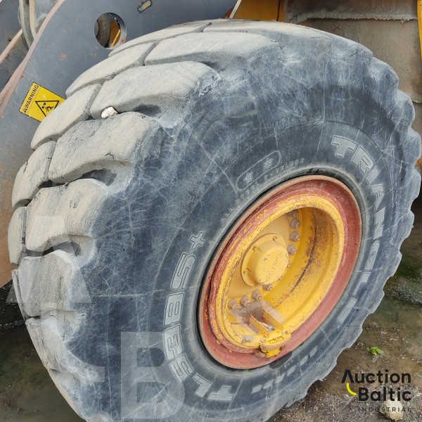 Volvo L 180 E