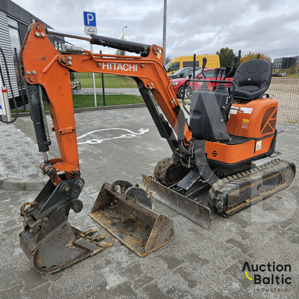 Hitachi  ZX10U-6 YSR