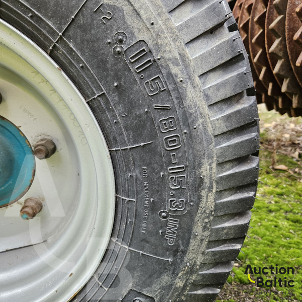 Soil compaction rollers