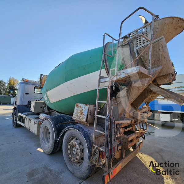 Scania P 94 GB