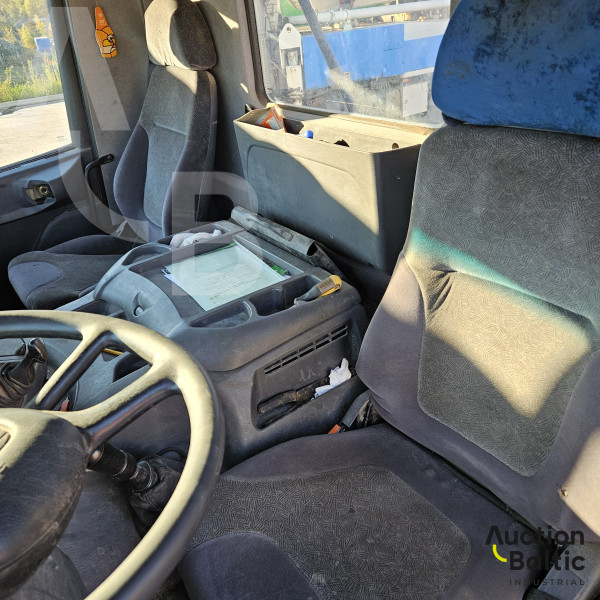 Scania P 94 GB