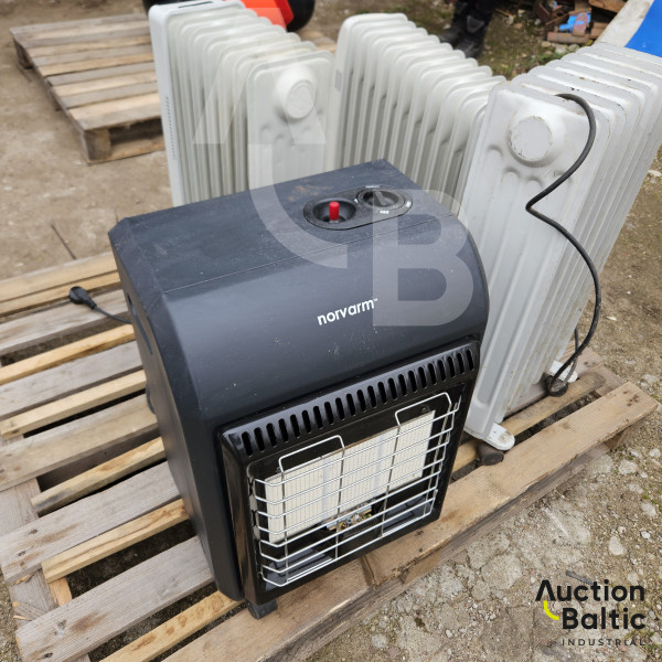 4 units of heaters (4 vienetai šildytuvų)