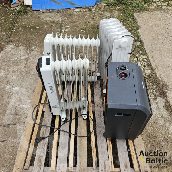 4 units of heaters (4 vienetai šildytuvų)