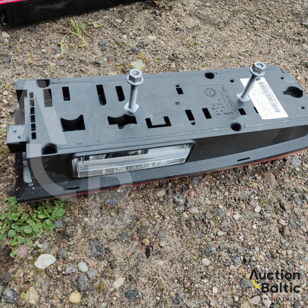 50 sets of Mercedes-Benz Actros lights