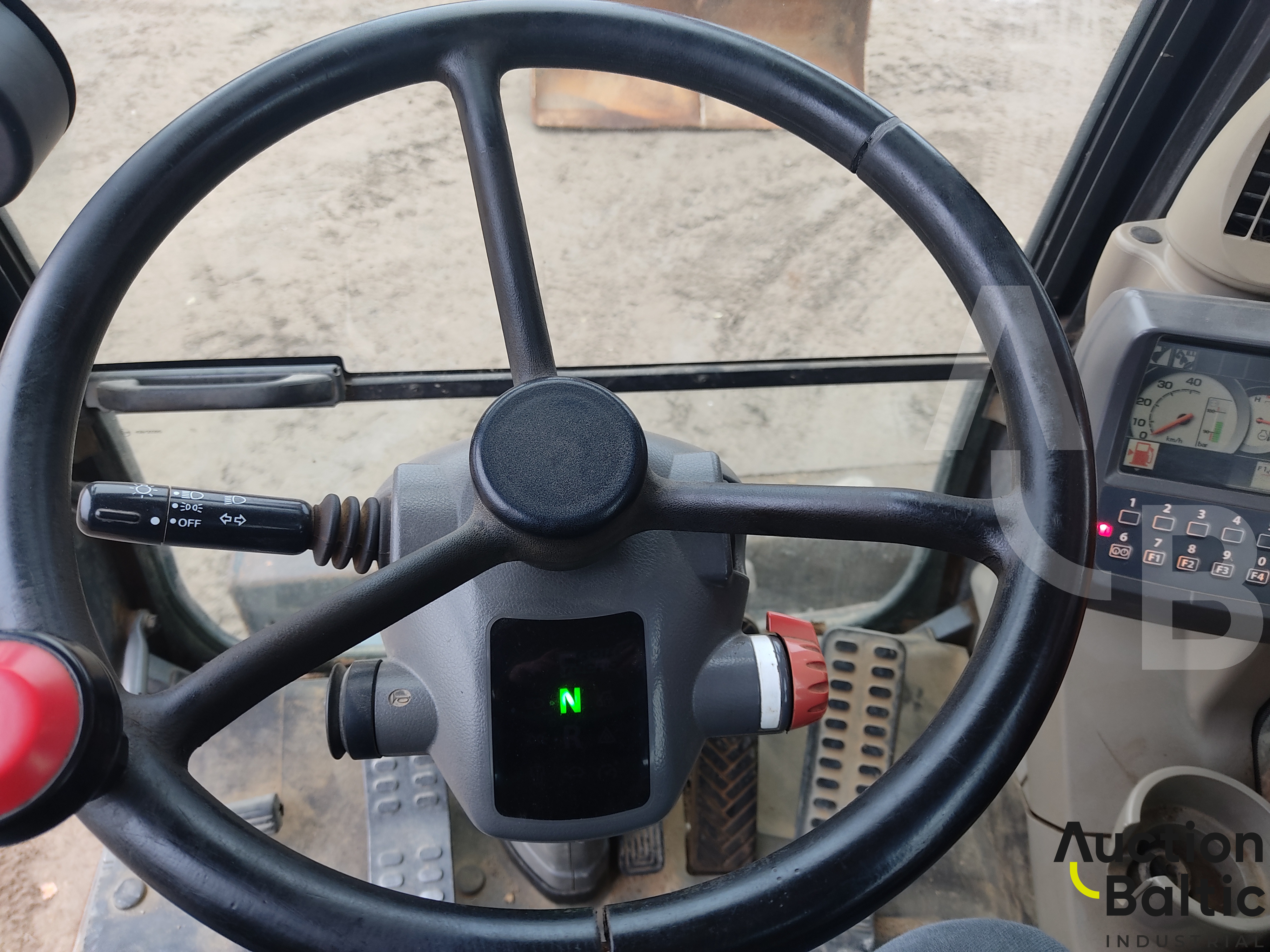 タカ Hitachi ZX 170 W-3 » Auction Baltic