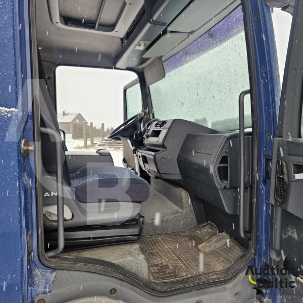MAN TGL12.210BL