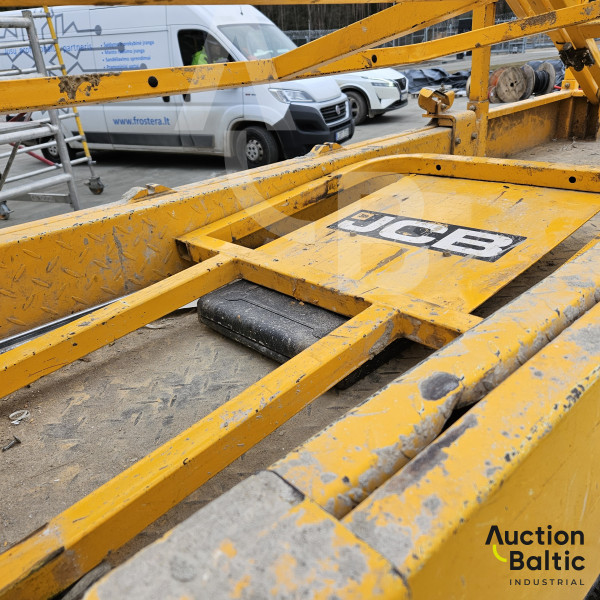 JCB S2632E