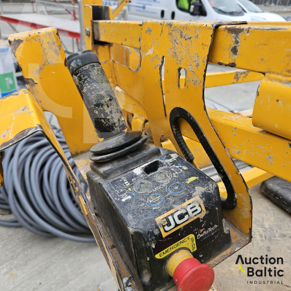 JCB S2632E