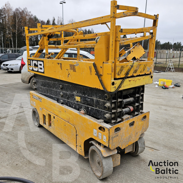 JCB S2632E