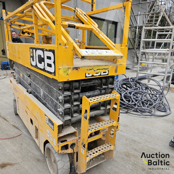 JCB S2632E