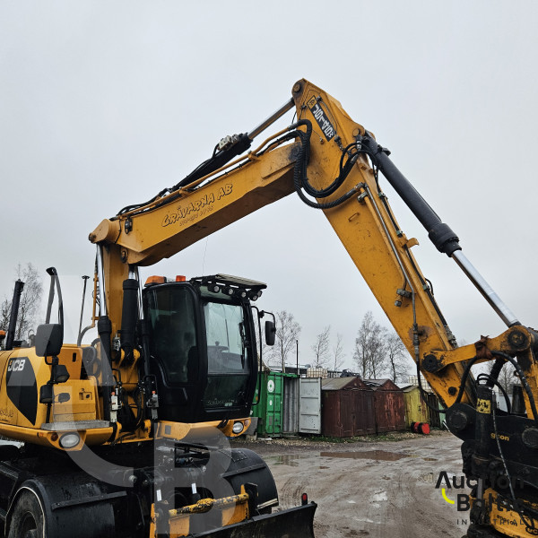 JCB JS 145 W