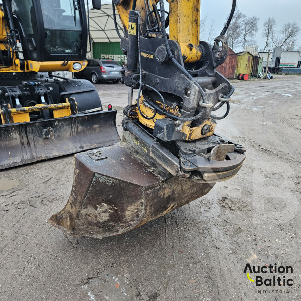 JCB JS 145 W