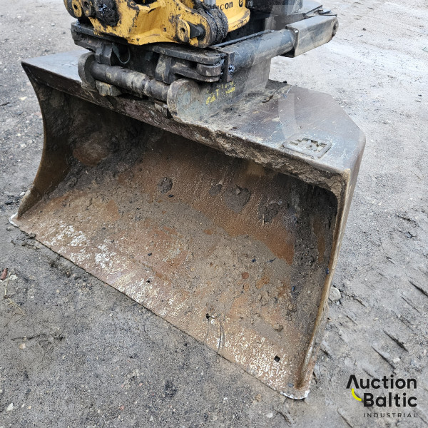 JCB JS 145 W