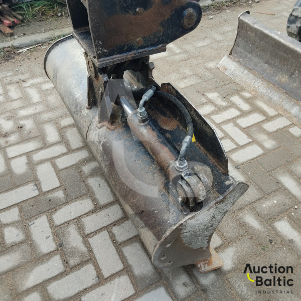 Bobcat E 32 EM
