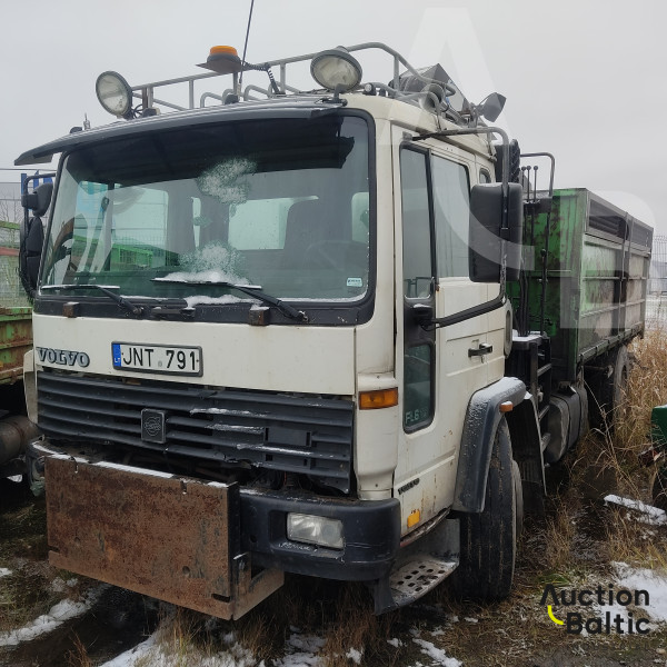 Volvo FL618