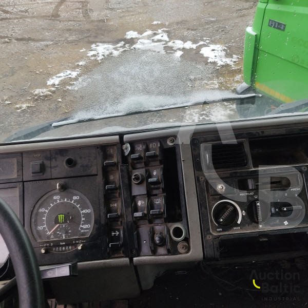 Volvo FL618