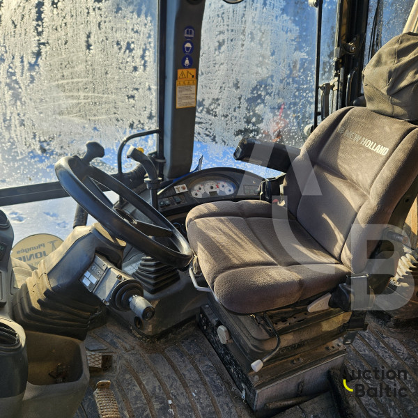 New Holland B115-4PS