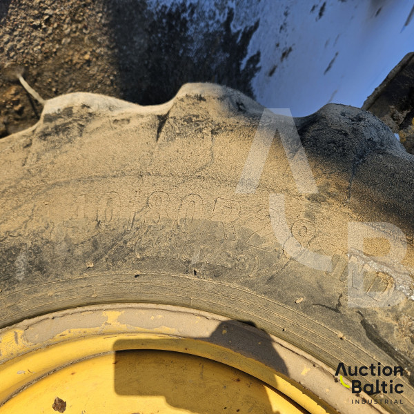 New Holland B115-4PS