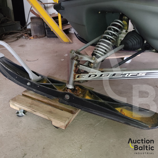 Polaris Edge Touring