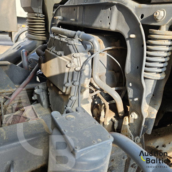 Iveco MP 440 E44