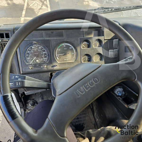 Iveco MP 440 E44