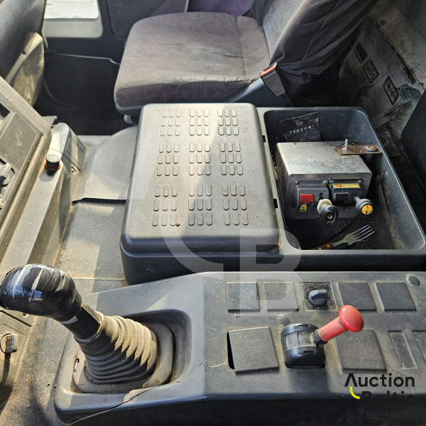 Iveco MP 440 E44