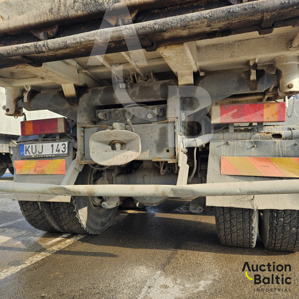 Iveco MP 440 E44