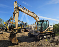 JCB JS 130