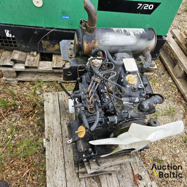 Yanmar/ThermoKing TK3.74