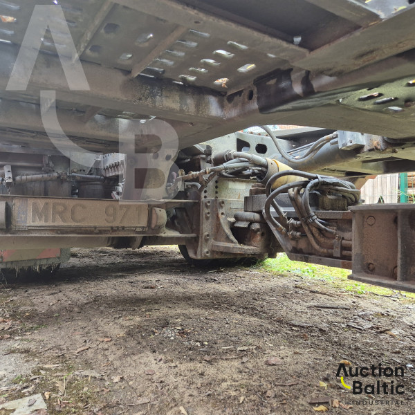 Mercedes-Benz Actros 1845 + KAESSBOHRER APT 012