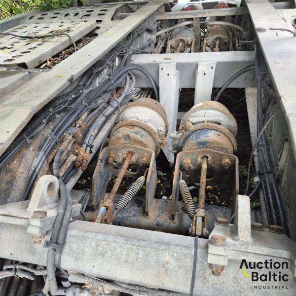 Mercedes-Benz Actros 1845 + KAESSBOHRER APT 012