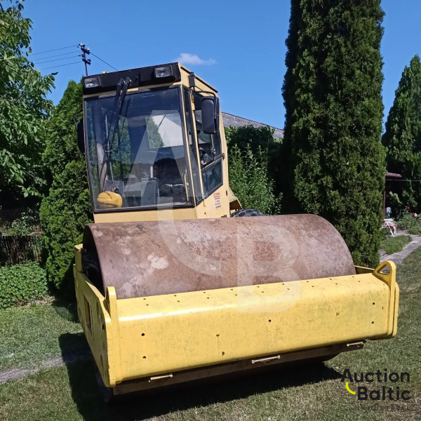 Bomag BW 211 D