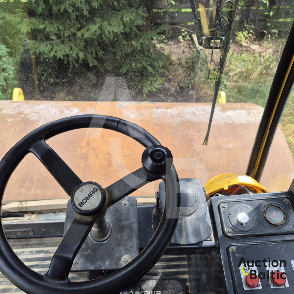 Bomag BW 211 D
