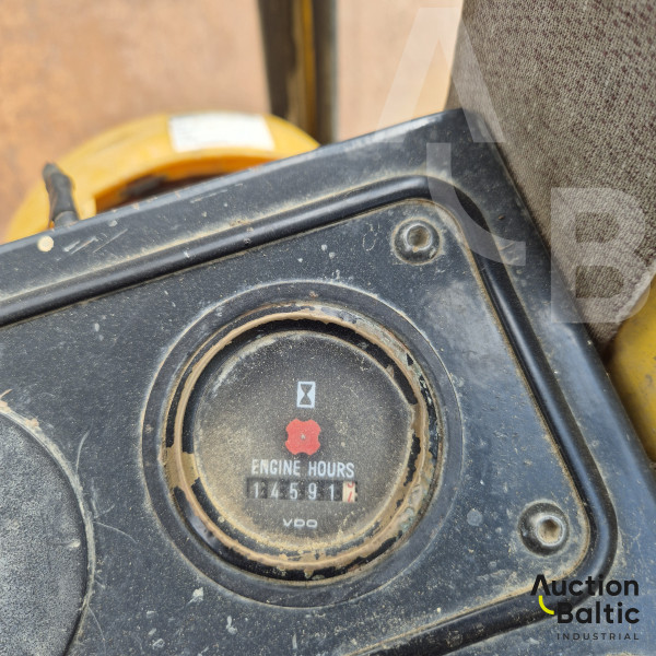 Bomag BW 211 D
