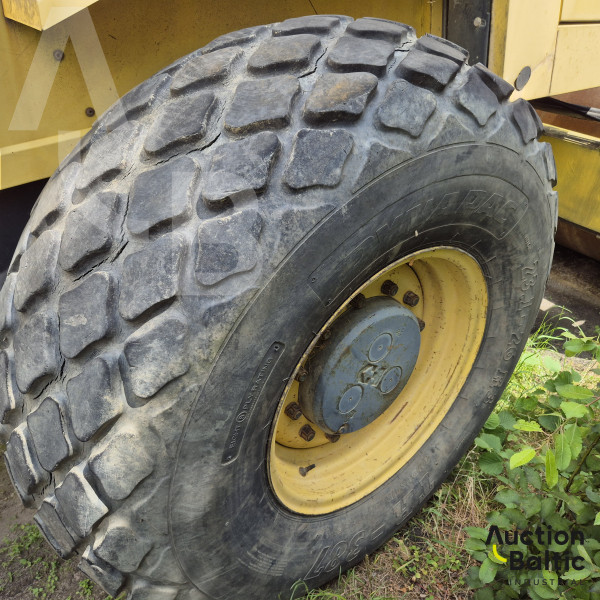 Bomag BW 211 D