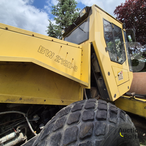 Bomag BW 211 D