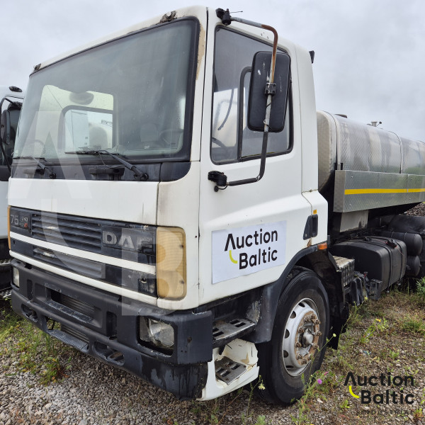 DAF with tank
