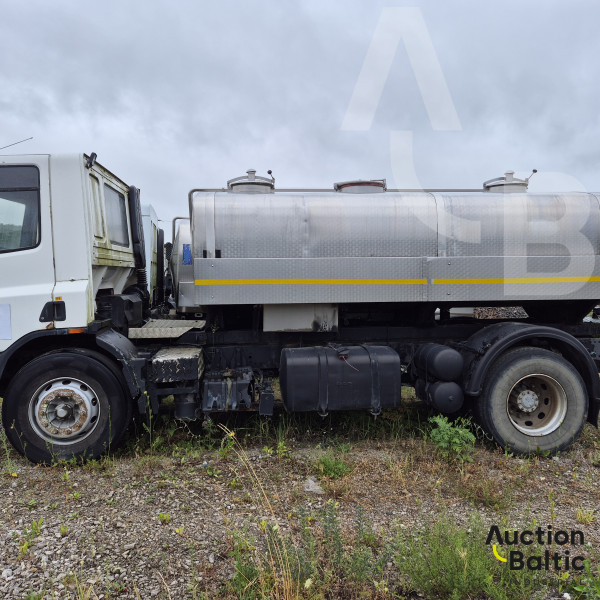 DAF with tank