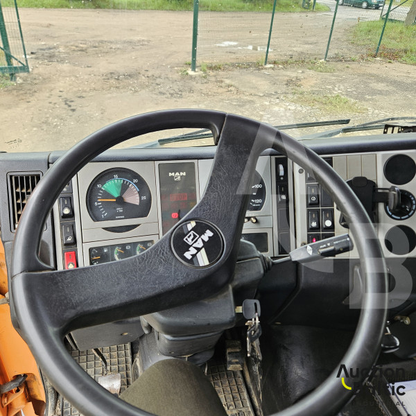 MAN FE360