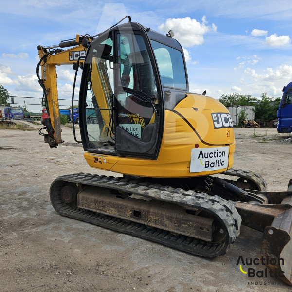 JCB 8085