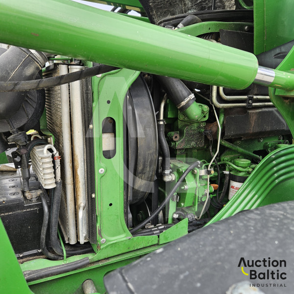 John Deere 5100 R