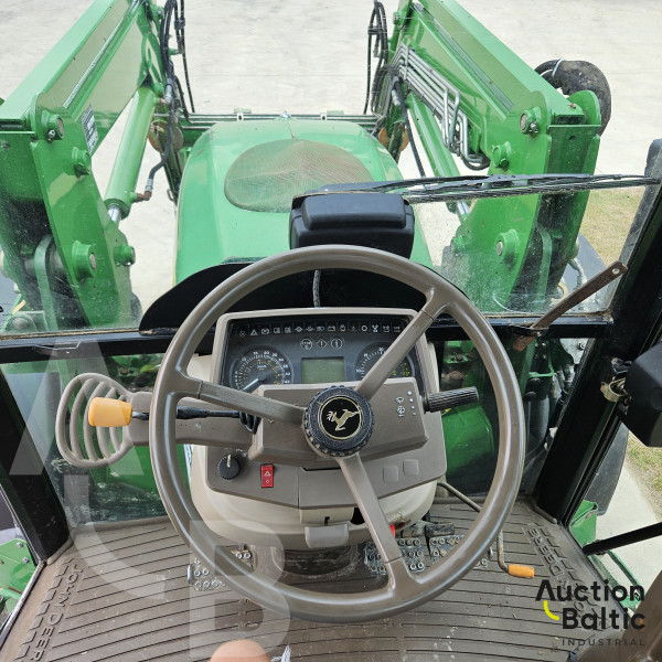 John Deere 5100 R